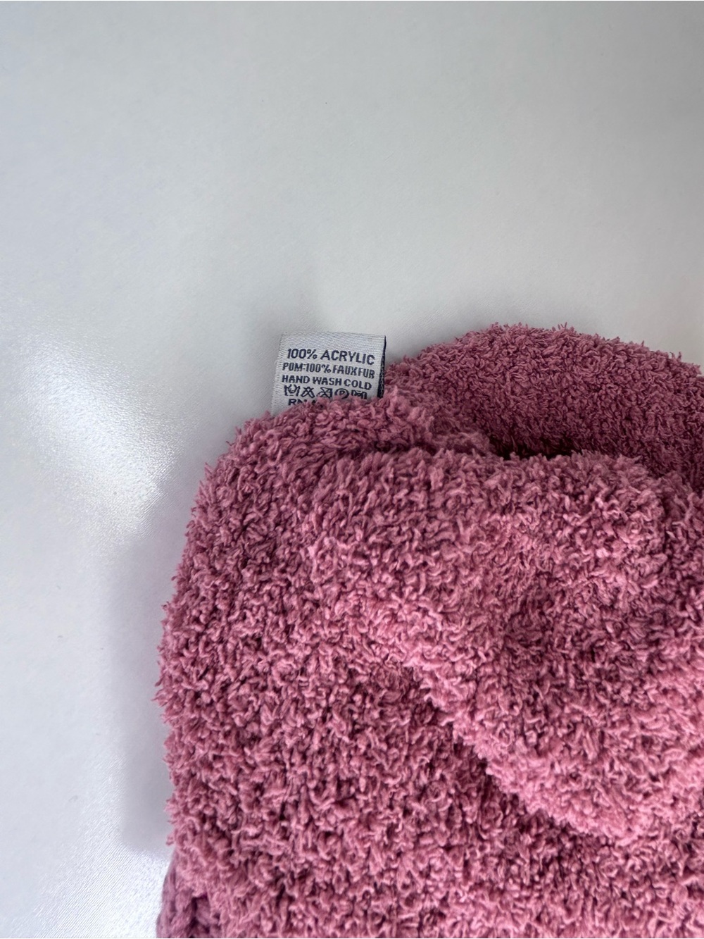 C.C Exclusives Mauve Pink Faux Fur Pom Pom Chunky Knit Beanie - Picture 5 of 9